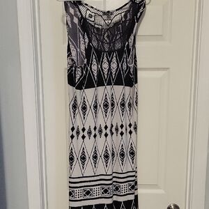 ONE WORLD Black and White Scoop Neck Maxi Dress